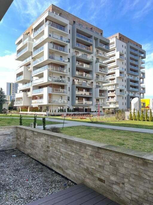 Apartstars - Powstancow #32 With Terrace Жешов Екстериор снимка